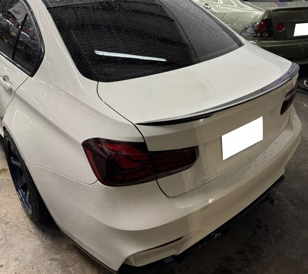 BMW F30 REAL CARBON FIBER REAR SPOILER M STYLE